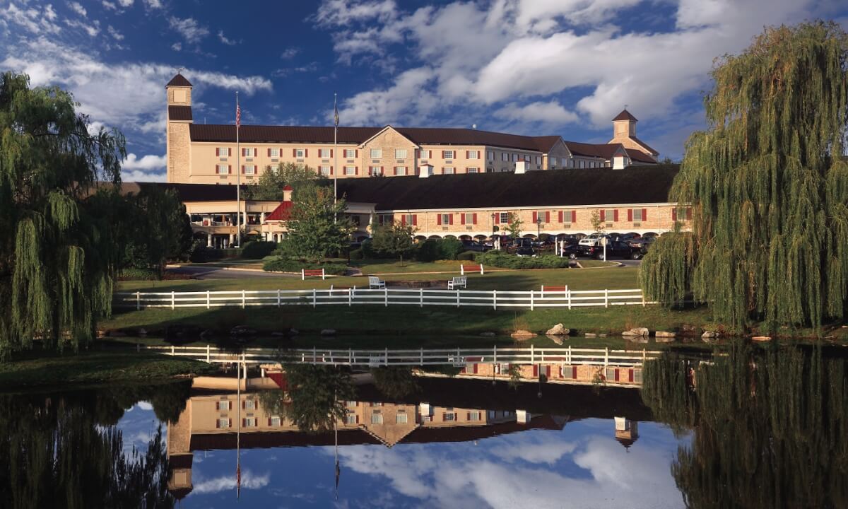 Hershey Lodge during the summer